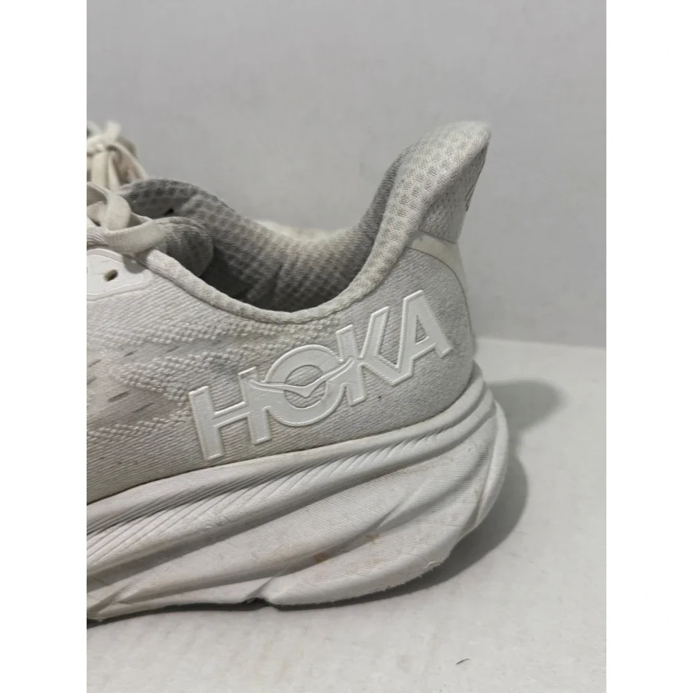 Hoka One One Clifton 9 Mens 10D White Running Shoes 1127895 WWH